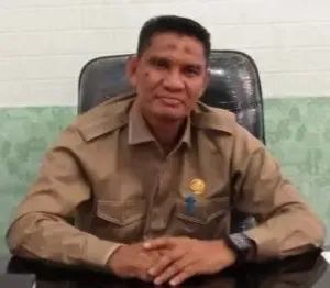 Dompu Pertahankan 2.300 Guru Honorer