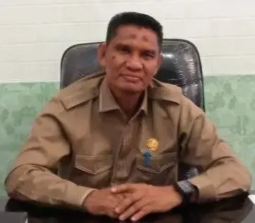 Dompu Pertahankan 2.300 Guru Honorer